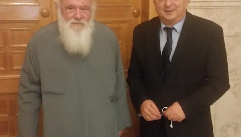 Στον Αρχιεπίσκοπο ο Υφυπουργός Εξωτερικών Γ. Αμανατίδης