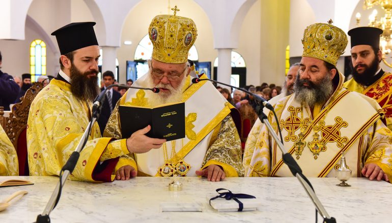 Εγκαίνια Ναού από τον Αρχιεπίσκοπο Ιερώνυμο στην Ι. Μ. Λαγκαδά (ΦΩΤΟ)