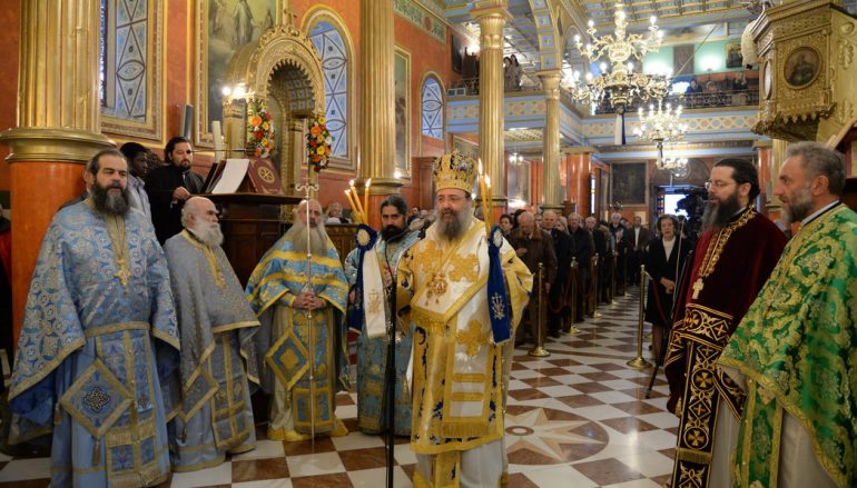 Ἡ ἑορτή τοῦ Ἁγίου Νικολάου στήν Ἱερά Μητρόπολη Πατρῶν (ΦΩΤΟ)