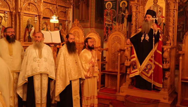 Αρχιερατική Αγρυπνία για την εορτή του Αγ. Ελευθερίου στην Καλαμπάκα (ΦΩΤΟ)