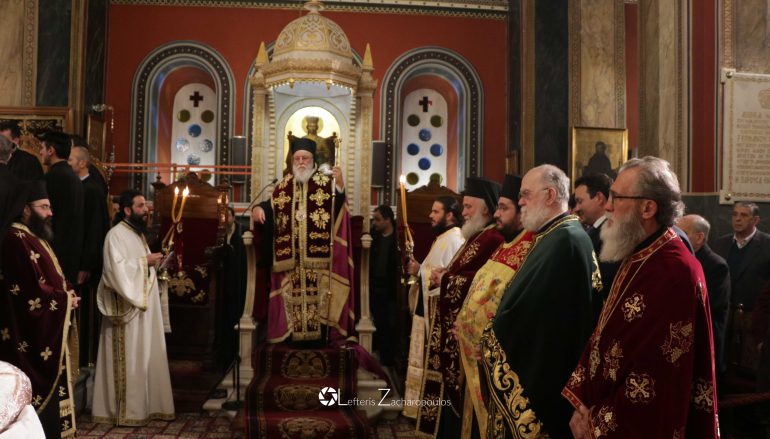 Πανηγυρικός Εσπερινός στον Μητροπολιτικό Ι. Ναό Αγ. Βασιλείου Τρίπολης (ΦΩΤΟ)