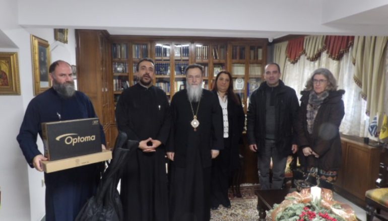 Δωρεά της Ι. Μ. Κορίνθου στο Μουσικό Σχολείο Κορίνθου (ΦΩΤΟ)