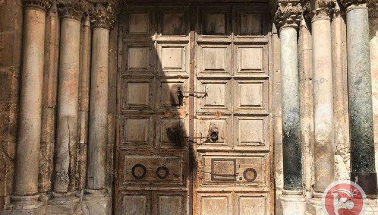 Άνοιξαν τις πύλες του Πανάγιου Τάφου (ΒΙΝΤΕΟ)