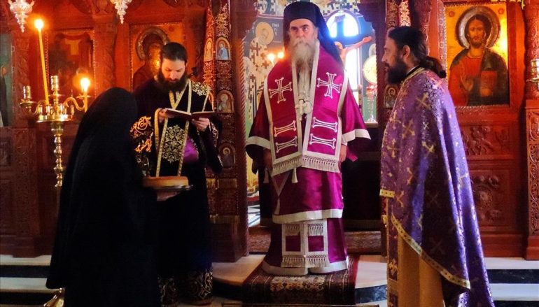 Αρχιερατική Προηγιασμένη στην Ιερά Μονή Ροβελίστης Άρτης (ΦΩΤΟ)