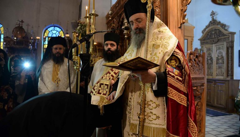 Koυρά Μοναχῆς στὴν Ἱερὰ Μονὴ Ἐλεούσης Πατρῶν (ΦΩΤΟ)