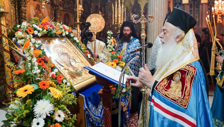 Η Ακολουθία του Ακαθίστου Ύμνου στην Ι. Μητρόπολη Βεροίας (ΦΩΤΟ)