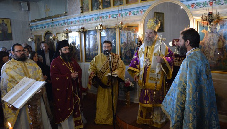 Ο Μητροπολίτης Ιερισσού στον Ι. Ναό Αγίου Τρύφωνος Τρίπολης (ΦΩΤΟ)
