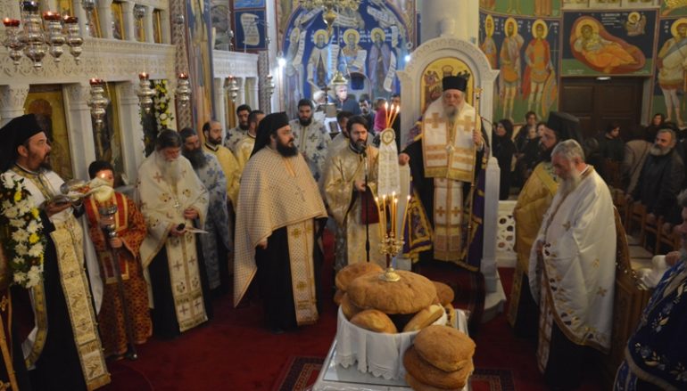 Εσπερινός για την εορτή του Αγίου Νικολάου Πλανά στη νήσο Νάξο (ΦΩΤΟ)