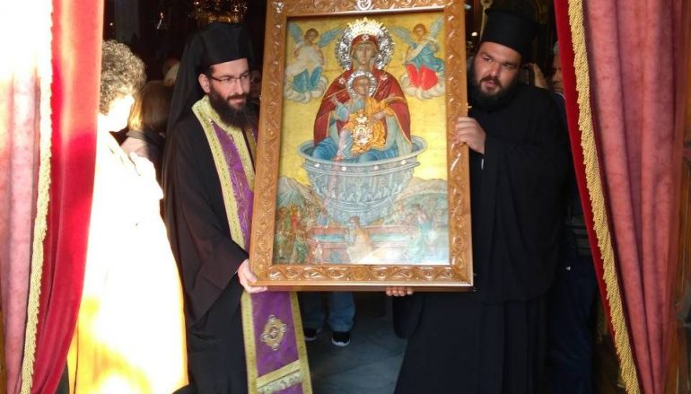 Αναχώρησε η Παναγία Πεταλιδιώτισσα από την Καλαμάτα (ΦΩΤΟ)
