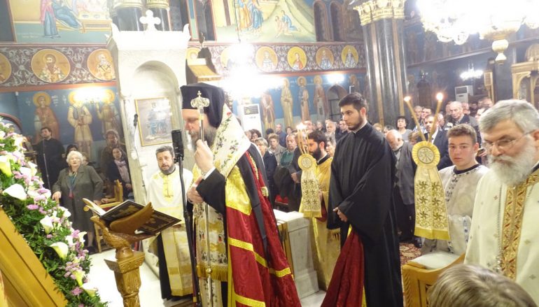 Η Ακολουθία του Ακαθίστου Ύμνου στη Νέα Φιλαδέλφεια (ΦΩΤΟ)