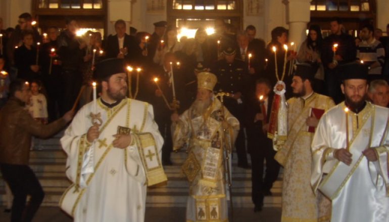 Οι Ακολουθίες της Αναστάσεως στην Ι. Μ. Κορίνθου (ΦΩΤΟ)