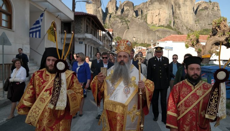 Ο Εσπερινός της Αγάπης στον Μητροπολιτικό Ναό Καλαμπάκας (ΦΩΤΟ)