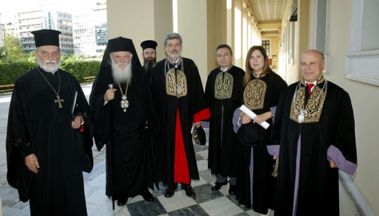 Ο Αρχιεπίσκοπος στην αναγόρευση του π. Γεωργίου Τσέτση σε επίτιμο διδάκτορα