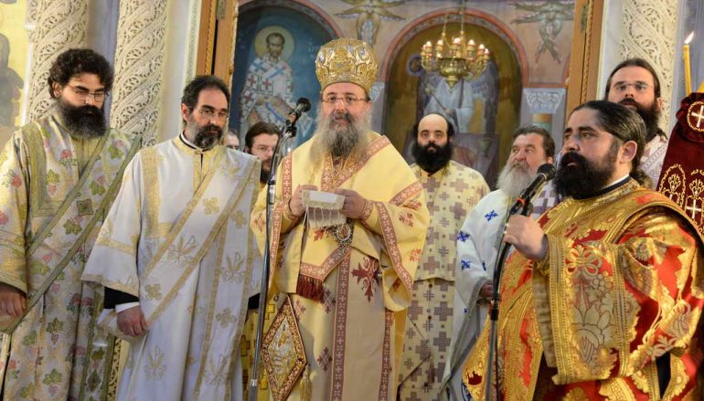 Χειροτονία Διακόνου από τον Μητροπολίτη Πατρών (ΦΩΤΟ)