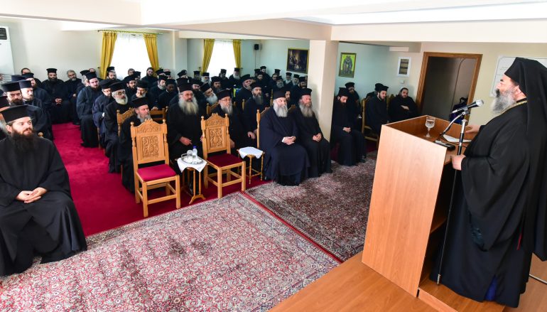 Ιερατική Σύναξη στην Ι. Μητρόπολη Λαγκαδά (ΦΩΤΟ)