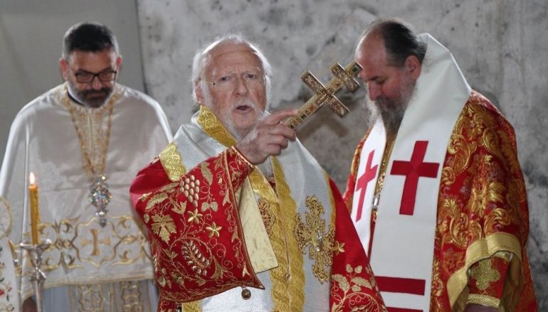 Πατριαρχική Θεία Λειτουργία στην Καππαδοκία (ΦΩΤΟ)