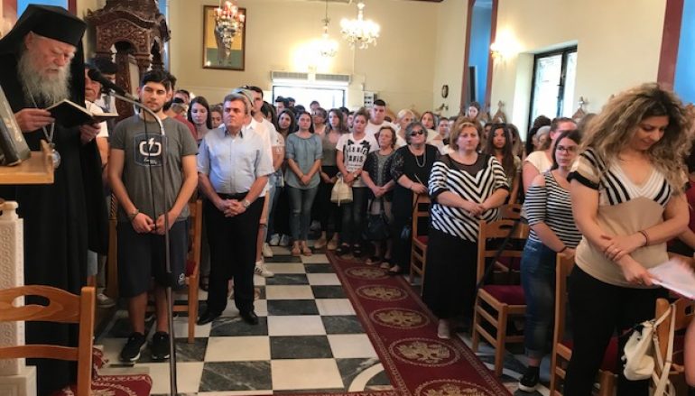 Παράκληση στον Πύργο για τους εξεταζομένους μαθητές (ΦΩΤΟ)