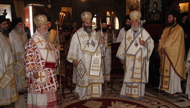 Με λαμπρότητα η εορτή του Αγίου Αυγουστίνου στο Τρίκορφο Φωκίδος (ΦΩΤΟ)