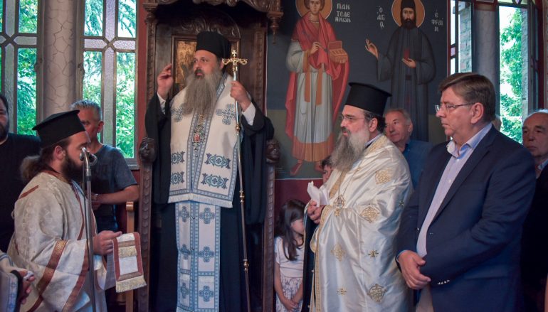 Πανηγυρικός Αρχιερατικός εσπερινός στην Καστανία Καλαμπάκας (ΦΩΤΟ)