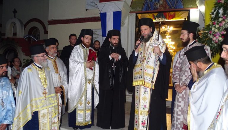 Λιτάνευση του Επιταφίου της Παναγίας στη Ν. Φιλαδέλφεια (ΦΩΤΟ)