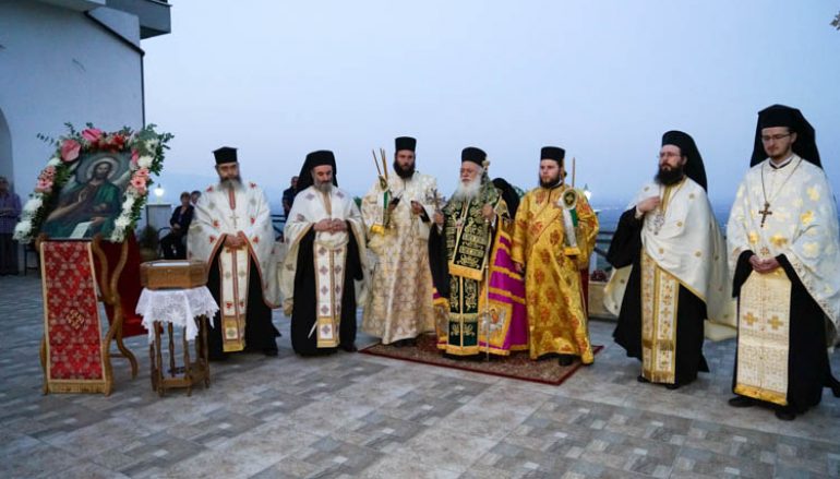Πανηγυρικός Εσπερινός στην Ι. Μονή Τιμίου Προδρόμου Ναούσης (ΦΩΤΟ)
