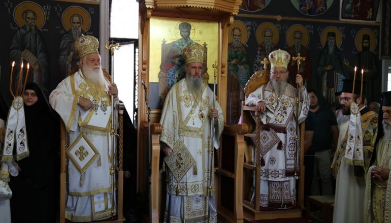 Με λαμπρότητα εορτάσθηκε ο Άγιος Κοσμάς ο Αιτωλός στη γενέτειρά του (ΦΩΤΟ)
