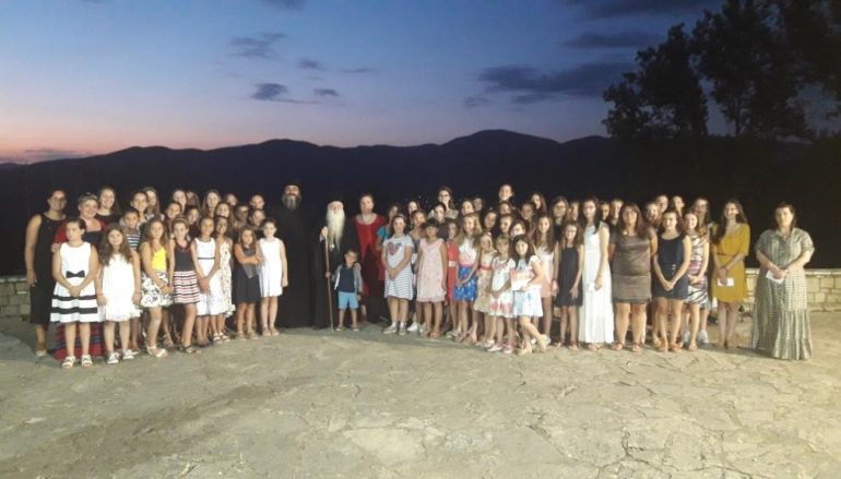 Λήξη Κατασκηνωτικής Περιόδου κοριτσιών στην Ι. Μ. Καλαβρύτων (ΦΩΤΟ)