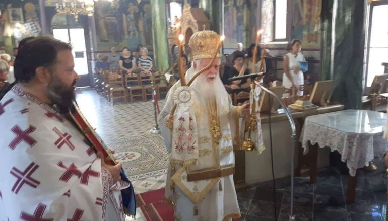 Αρχιερατική Θεία Λειτουργία στον Άγιο Νικολαο Άνω Βάθειας (ΦΩΤΟ)