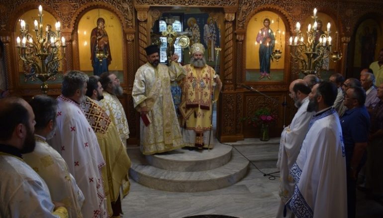 Χειροτονία αξιωματικού της Πολεμικής Αεροπορίας από τον Μητροπολίτη Μάνης