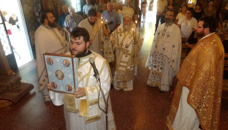 Ο Μητροπολίτης Κορίνθου στον I. Ναό Αγίου Φανουρίου Λουτρακίου (ΦΩΤΟ)