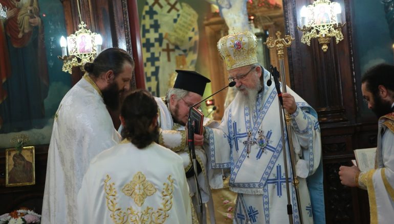 Χειροτονία Διακόνου από τον Μητροπολίτη Αιτωλίας (ΦΩΤΟ)