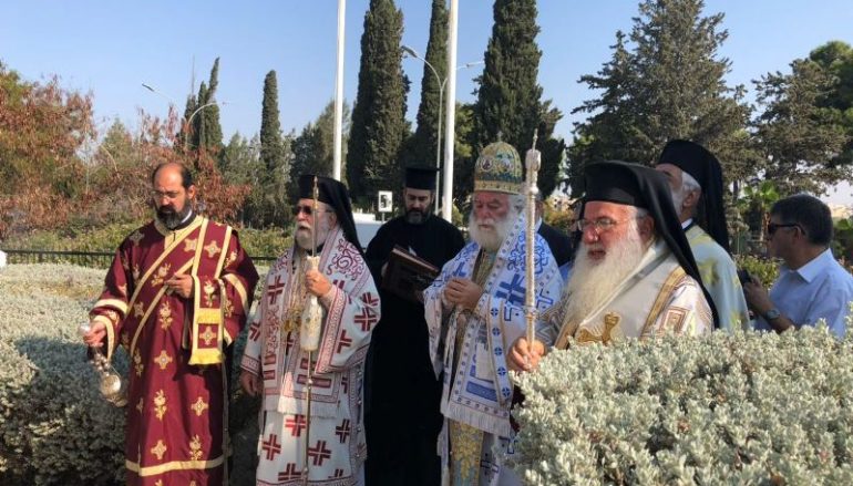 Οι συναντήσεις του Αλεξανδρινού Προκαθημένου στη Μεγαλόνησο (ΦΩΤΟ)