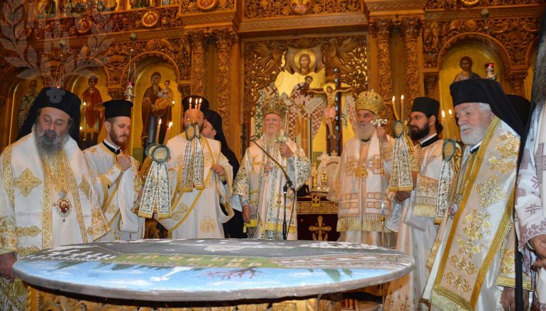 Πατριαρχικό Συλλείτουργο στην Ι. Μητρόπολη Νεαπόλεως (ΦΩΤΟ)