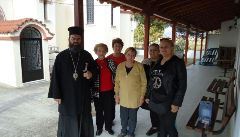 Διανομή τροφίμων από την Ι. Μητρόπολη Μαρωνείας (ΦΩΤΟ)