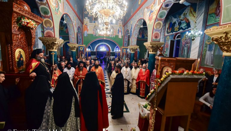Εσπερινός Μεγάλης Εβδομάδας Αγίου Δημητρίου στην Ι. Μ. Λαγκαδά (ΦΩΤΟ)