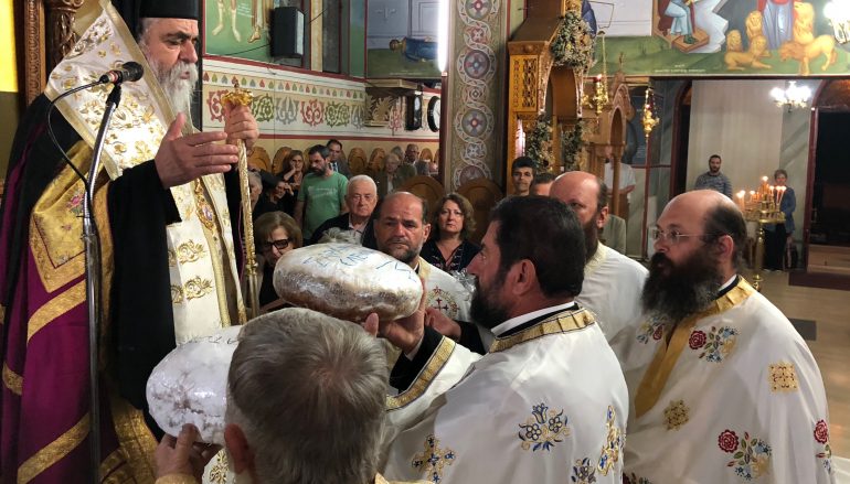Αρχιερατικός Εσπερινός του Ευαγγελιστού Λουκά στον Πύργο (ΦΩΤΟ)