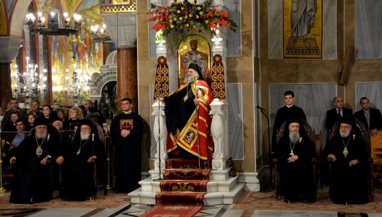 Πολυαρχιερατικός Εσπερινός για τον Άγιο Ανδρέα στην Πάτρα (ΦΩΤΟ)