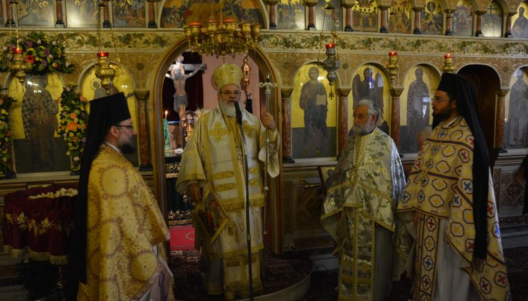 Λαμπρός ο εορτασμός του Αγίου Νεκταρίου στην Ηλιούπολη Αττικής (ΦΩΤΟ)