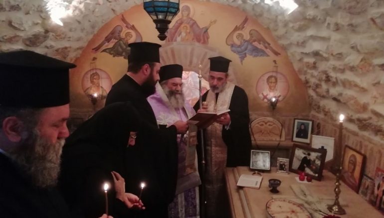 Τρισάγιο στον τάφο του μακαριστού Μητροπολίτου Μάνης Χρυσοστόμου