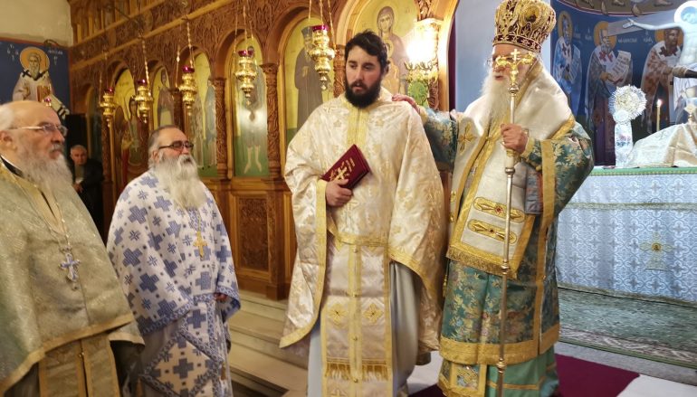 Χειροτονία Πρεσβυτέρου από τον Μητροπολίτη Κονίτσης