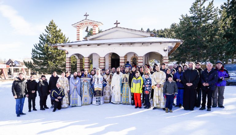 Λαμπρά πανηγύρισε ο Άγιος Σεραφείμ του Σαρώφ στο Χιονοδρομικό Κέντρο Σελίου