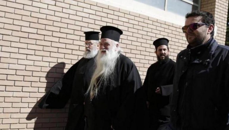 Σε δίκη ο Μητροπολίτης Καλαβρύτων για τους ομοφυλόφιλους