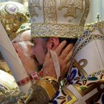 Η Ιεραρχία της Ελλαδικής Εκκλησίας αποφασίζει Φανάρι ή Μόσχα