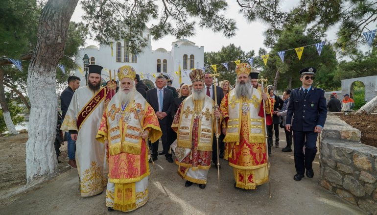 Το νησί των Σπετσών εόρτασε τους Πολιούχους του