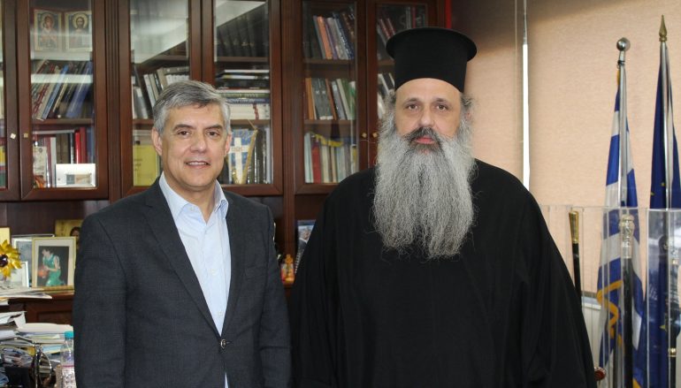 Ο Μητροπολίτης Σταγών στον Περιφερειάρχη Θεσσαλίας