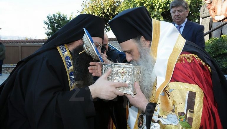 Λαμπρός ο Εσπερινός στην Ι. Μονή Αγίων Θεοδώρων Καλαμπάκας