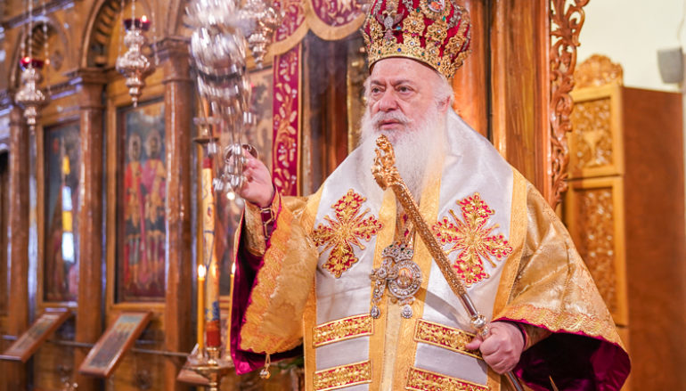 Αρχιερατική Θεία Λειτουργία στην Παναγία Ναούσης