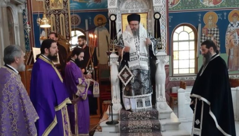 Προηγιασμένη Θ. Λειτουργία από τον Μητροπολίτη Λαρίσης