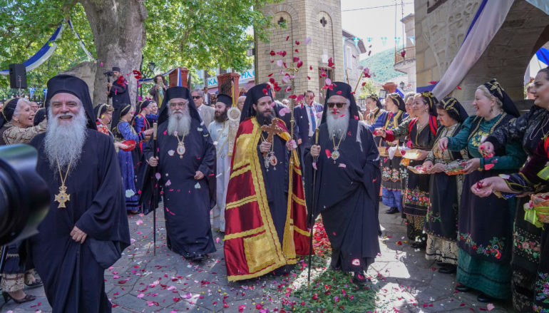 Η Ενθρόνιση του Μητροπολίτη Σιατίστης στην Εράτυρα