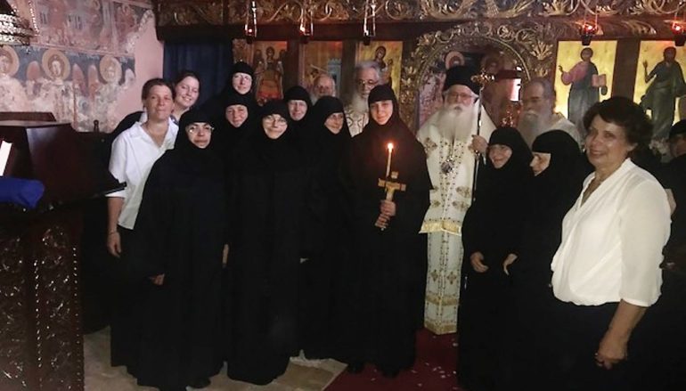 Ρασοφορία Μοναχής από το Μητροπολίτη Δημητριάδος